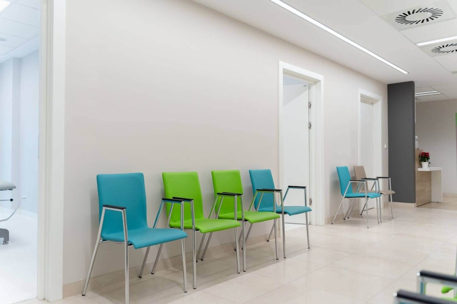 Acoustical Ceilings in Nashville Healthcare Facilities Enhancing